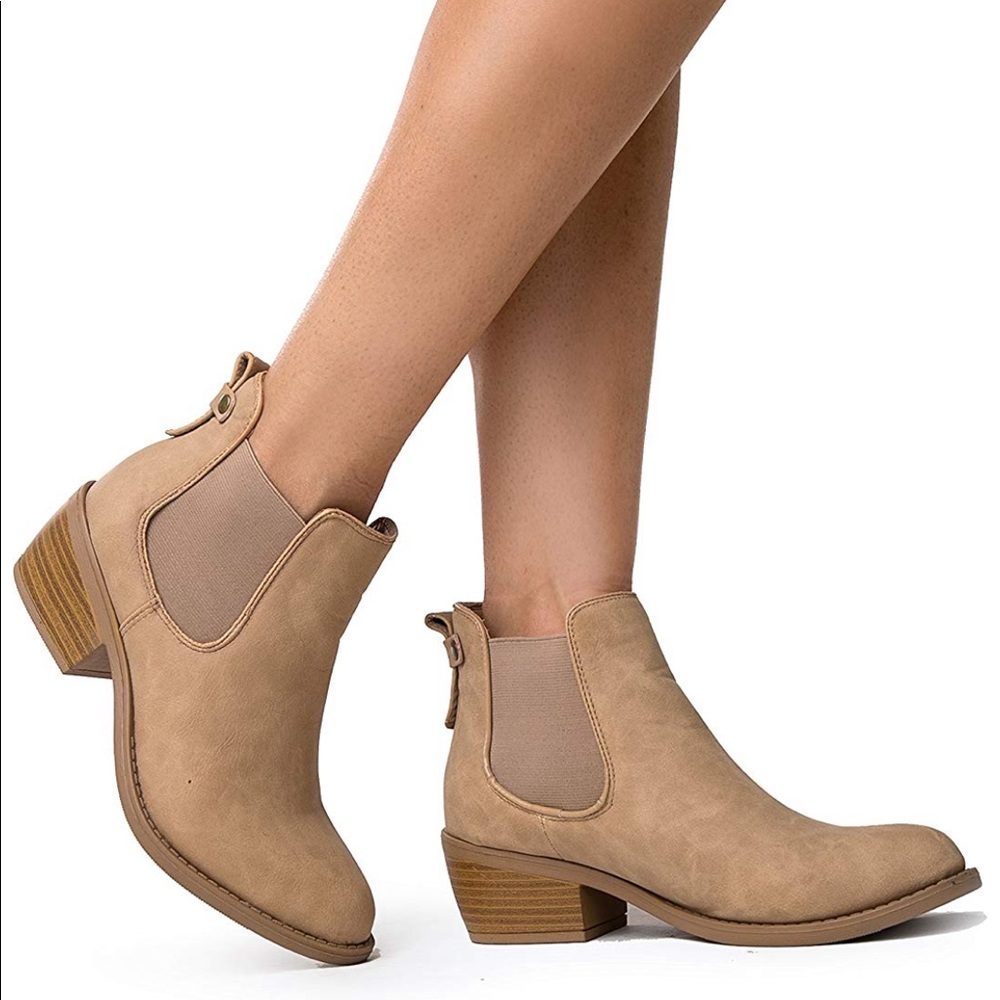 J Adams Chelsea Faux Leather Ankle Boots size 9